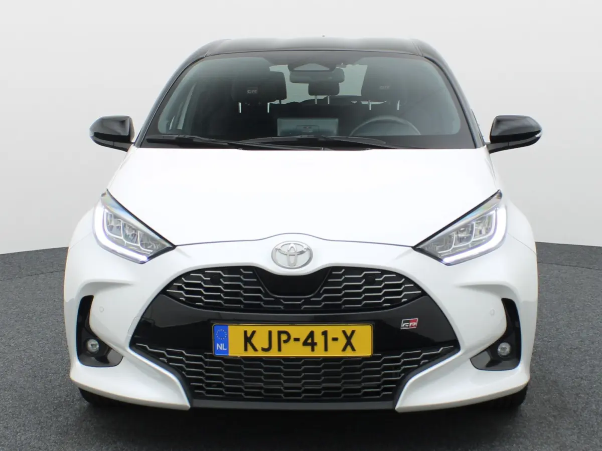 1.5 Hybrid 130 SPORT | Dodehoek | Camera | JBL | Keyless | Head Up | Stuur & Stoelverw. | Prijs Rijklaar!!