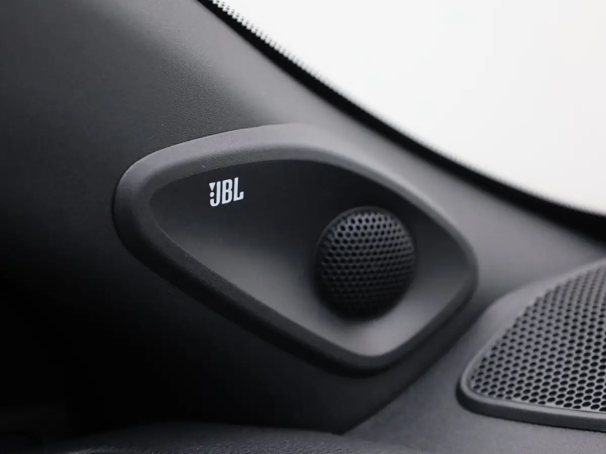 1.5 Hybrid 130 SPORT | Dodehoek | Camera | JBL | Keyless | Head Up | Stuur & Stoelverw. | Prijs Rijklaar!!