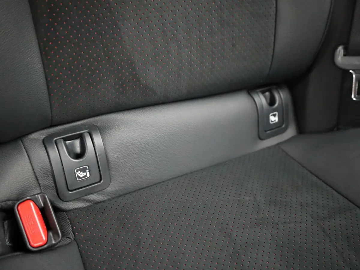 1.5 Hybrid 130 SPORT | Dodehoek | Camera | JBL | Keyless | Head Up | Stuur & Stoelverw. | Prijs Rijklaar!!