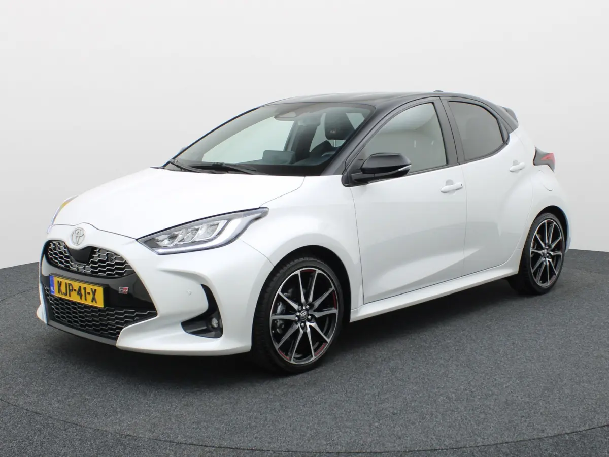 1.5 Hybrid 130 SPORT | Dodehoek | Camera | JBL | Keyless | Head Up | Stuur & Stoelverw. | Prijs Rijklaar!!