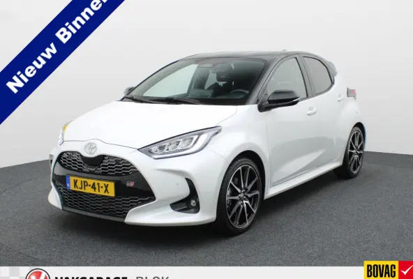 1.5 Hybrid 130 SPORT | Dodehoek | Camera | JBL | Keyless | Head Up | Stuur & Stoelverw. | Prijs Rijklaar!!
