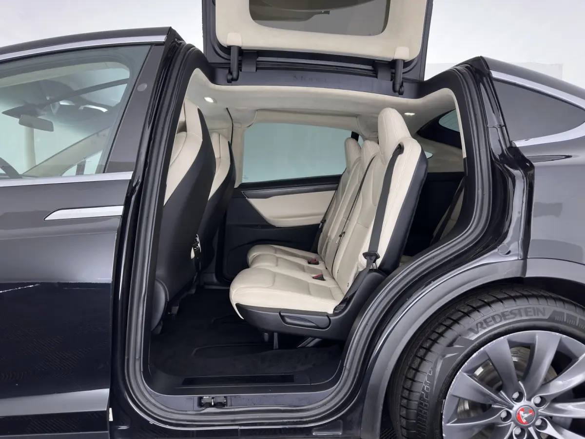 100D 7PERS. (INCL. BTW) *AUT | PANO | LEATHER | NAVI-FULLMAP | FULL-LED | AIRSUSPENSION | DIGI-COCKPIT | FASTLOADER | KEYLESS | DAB+ | HEATED-SPORTSEATS | PRIVACY-GLASS | AUTOPILOT |  20"ALU