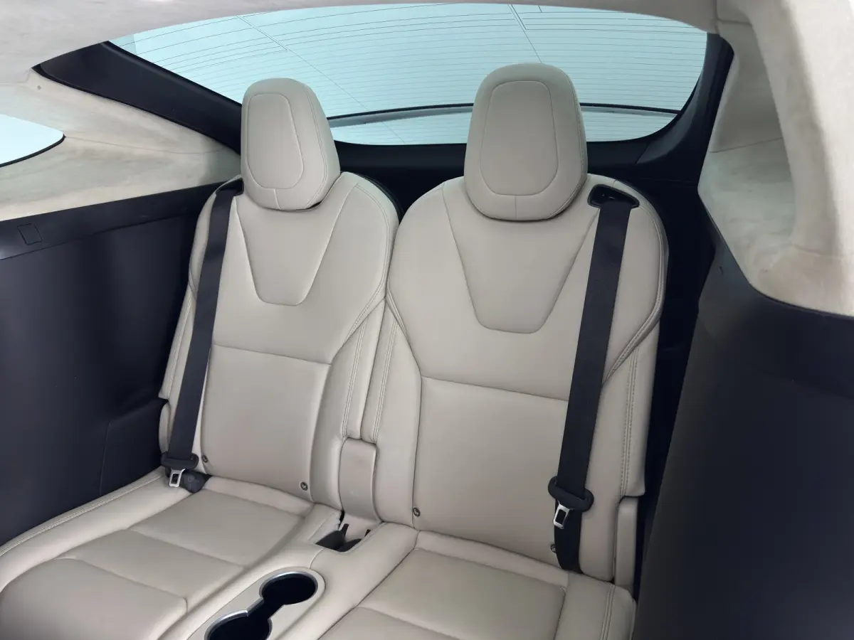 100D 7PERS. (INCL. BTW) *AUT | PANO | LEATHER | NAVI-FULLMAP | FULL-LED | AIRSUSPENSION | DIGI-COCKPIT | FASTLOADER | KEYLESS | DAB+ | HEATED-SPORTSEATS | PRIVACY-GLASS | AUTOPILOT |  20"ALU