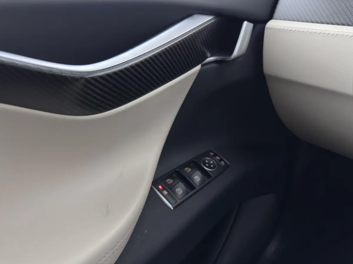 100D 7PERS. (INCL. BTW) *AUT | PANO | LEATHER | NAVI-FULLMAP | FULL-LED | AIRSUSPENSION | DIGI-COCKPIT | FASTLOADER | KEYLESS | DAB+ | HEATED-SPORTSEATS | PRIVACY-GLASS | AUTOPILOT |  20"ALU