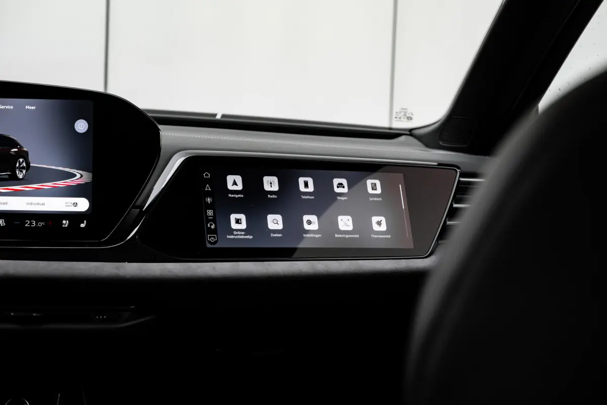 2.0 e-hybrid quattro 270 kW / 367 PK | Bang & Olufsen 3D soundsystem | Bang & olufsen premium 3d | Bots waarschuwing systeem