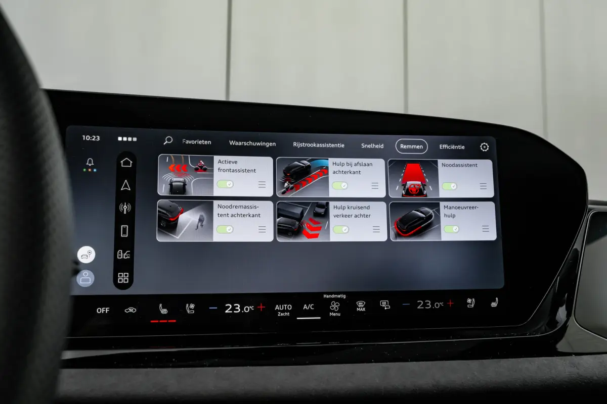 2.0 e-hybrid quattro 270 kW / 367 PK | Bang & Olufsen 3D soundsystem | Bang & olufsen premium 3d | Bots waarschuwing systeem