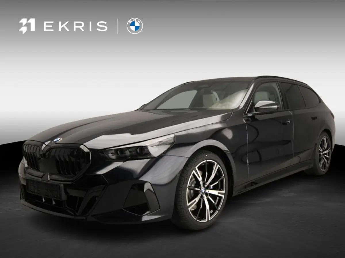 520i M Sportpakket Pro | Innovation Pack | Travel Pack | High Executive | Iconic Glow | Harman/Kardon | Panoramadak | Trekhaak