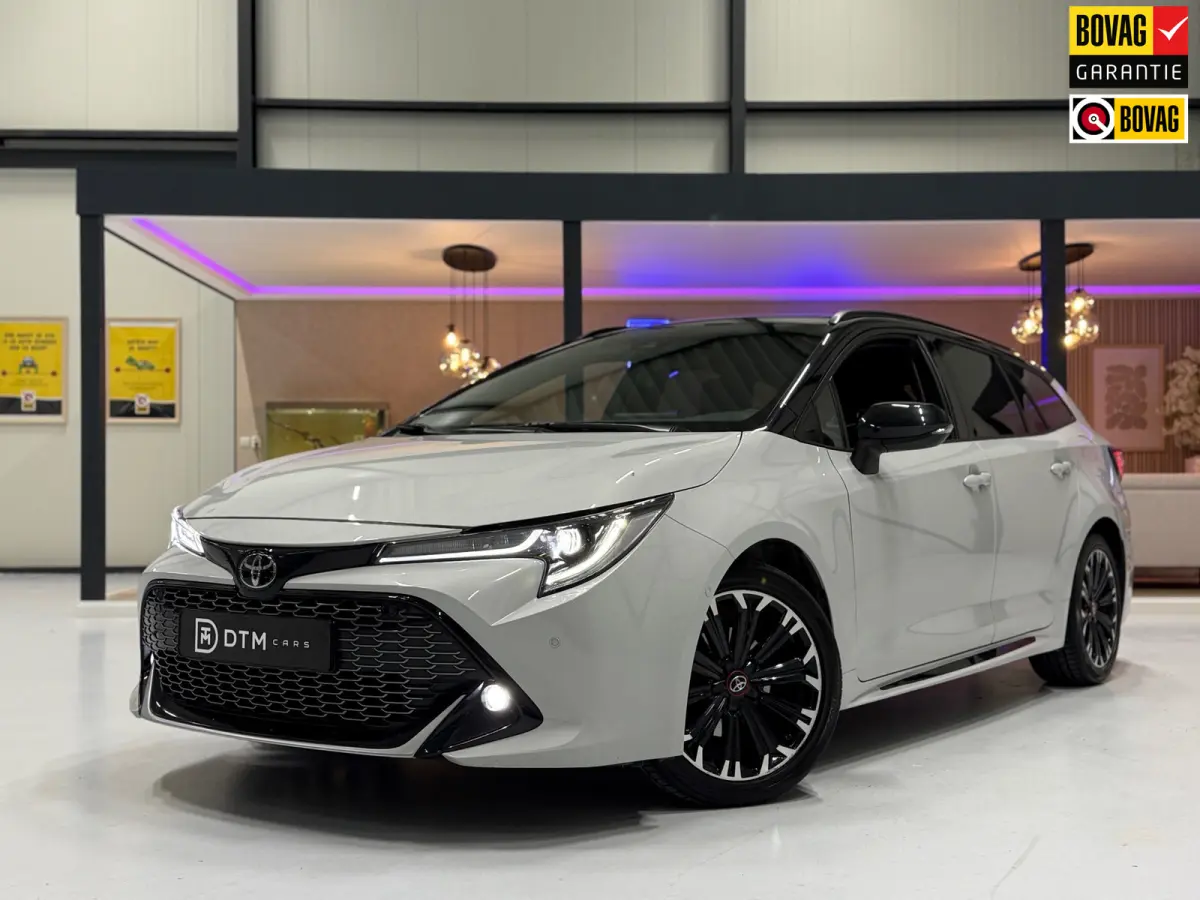 1.8 Hybrid GR-Sport Automaat | Trekhaak | Kuipstoelen | CarPlay |ACC| Navi | LED | Stoelverw.