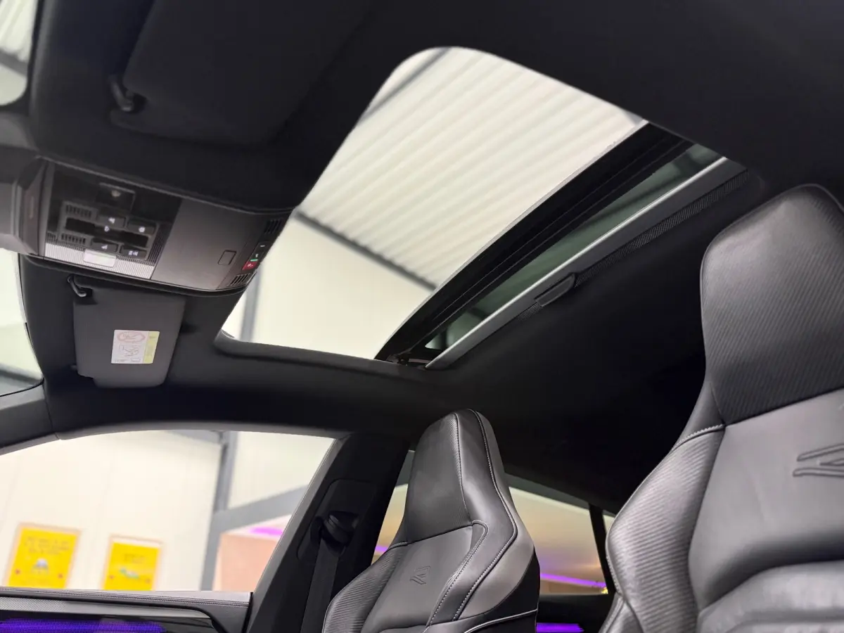 1.4 TSI eHybrid R-Line | Pano | Trekhaak |ACC| Virtual |LED| Memory | Keyless | Sportstoelen | Stoelverw.
