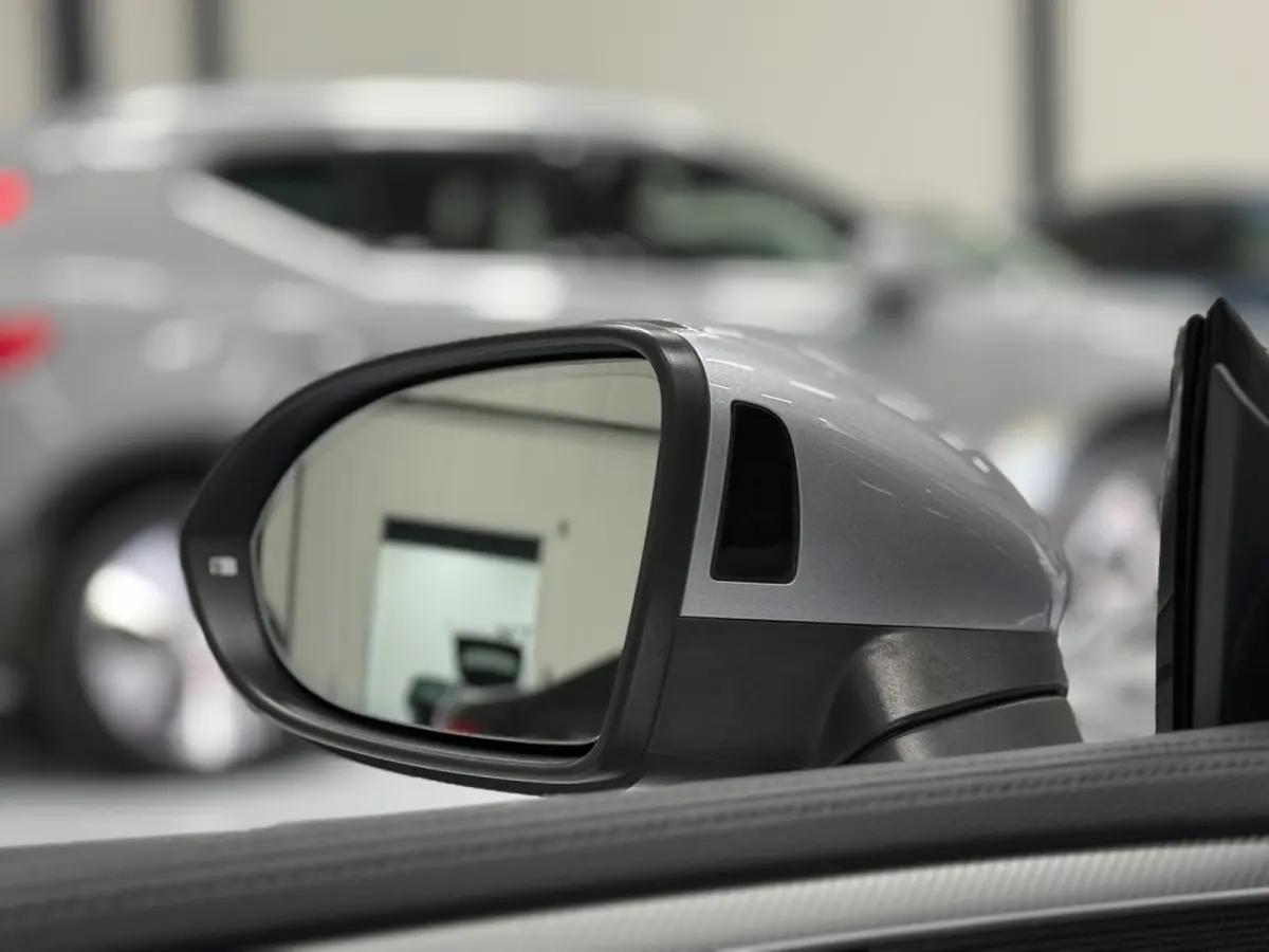 1.4 TSI eHybrid R-Line | Pano | Trekhaak |ACC| Virtual |LED| Memory | Keyless | Sportstoelen | Stoelverw.