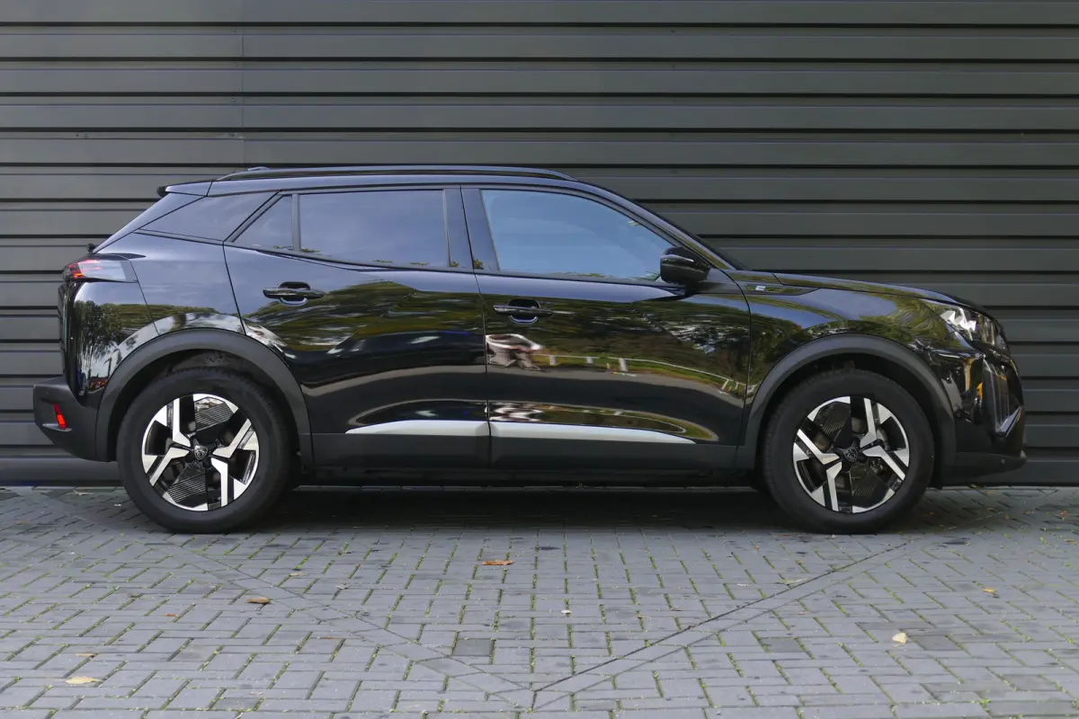 EV GT Avantage 54 kWh / CAMERA V+A / ALCANTARA / SOH 99% / KEYLESS / 17"LMV / MASSAGESTOEL / FULL-LED / NAVI / CLIMA / PDC / ADAPT. CRUISECONTROL / 1E EIGENAAR / SCHITTERENDE STAAT !!