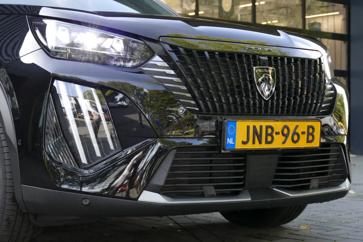 EV GT Avantage 54 kWh / CAMERA V+A / ALCANTARA / SOH 99% / KEYLESS / 17"LMV / MASSAGESTOEL / FULL-LED / NAVI / CLIMA / PDC / ADAPT. CRUISECONTROL / 1E EIGENAAR / SCHITTERENDE STAAT !!