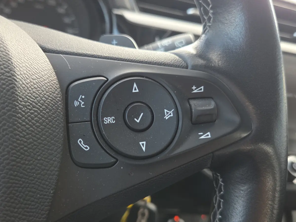1.2 Edition Trekhaak | Automaat | LED | Carplay/android auto | Airco | Cruise control |