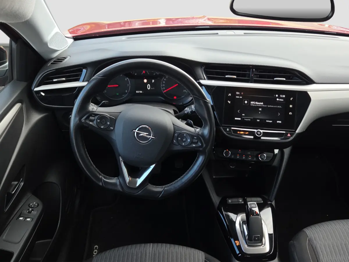 1.2 Edition Trekhaak | Automaat | LED | Carplay/android auto | Airco | Cruise control |
