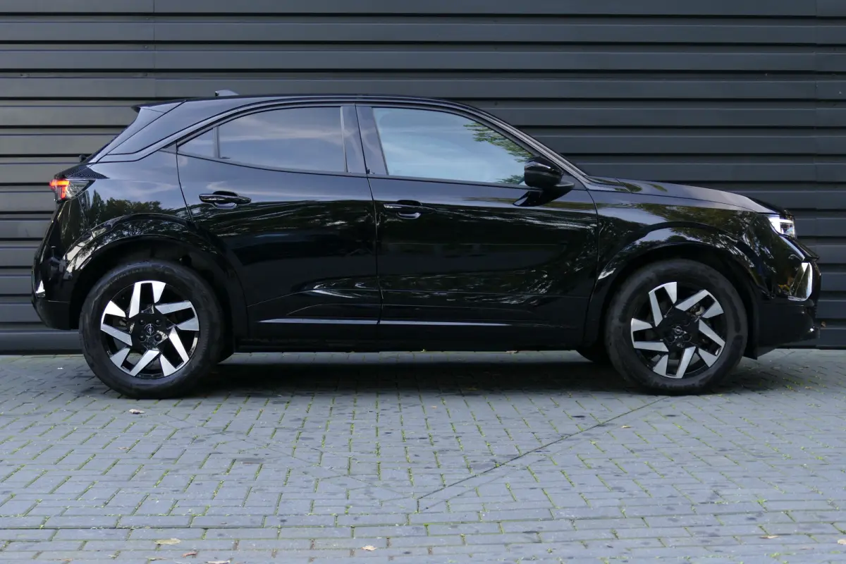 1.2 TURBO HYBRID 136PK GS AUTOMAAT / CAMERA / STUURVERWARMING / FULL-LED / KEYLESS / 17" LMV / NAVI / CLIMA / PDC / BLUETOOTH / ADAPT. CRUISECONTROL / 1E EIGENAAR / SCHITTERENDE !!