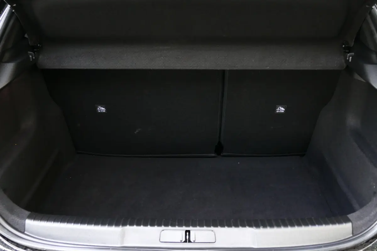 1.2 TURBO HYBRID 136PK GS AUTOMAAT / CAMERA / STUURVERWARMING / FULL-LED / KEYLESS / 17" LMV / NAVI / CLIMA / PDC / BLUETOOTH / ADAPT. CRUISECONTROL / 1E EIGENAAR / SCHITTERENDE !!