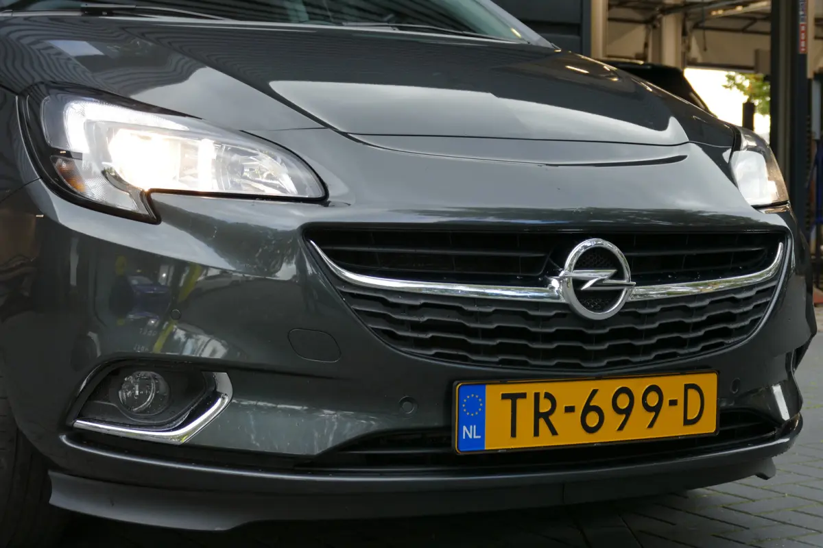 1.0 TURBO 90PK ONLINE EDTION / CAMERA / NAVI / CLIMA / PDC / BLUETOOTH / CRUISECONTROL / 1E EIGENAAR / SCHITTERENDE STAAT !!