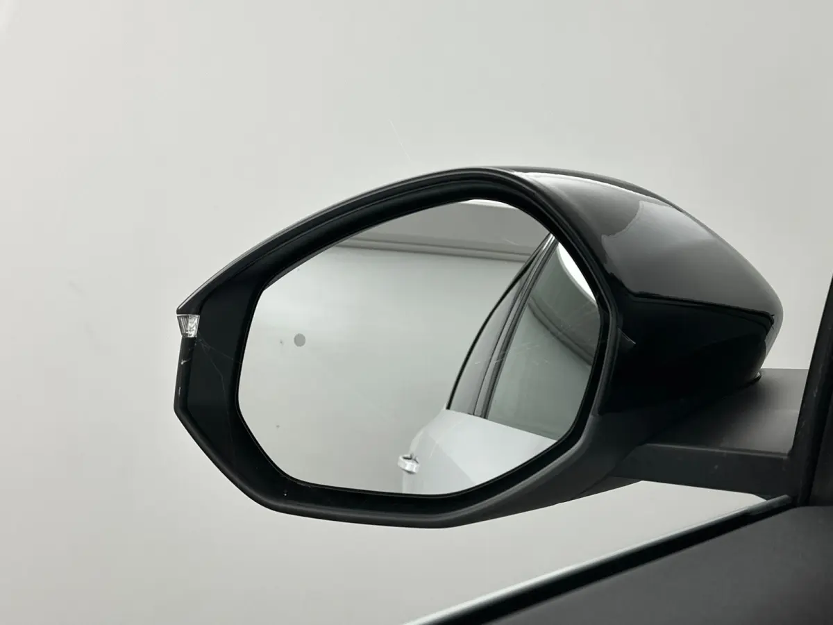 1.2 e-Hybrid Summit | Camera | Navigatie | 360 Camera | Dodehoek Detectie | Elektrische Achterklep | Apple Carplay | Sensoren V+A | DEMO | Tot 8 jaar speciale garantie