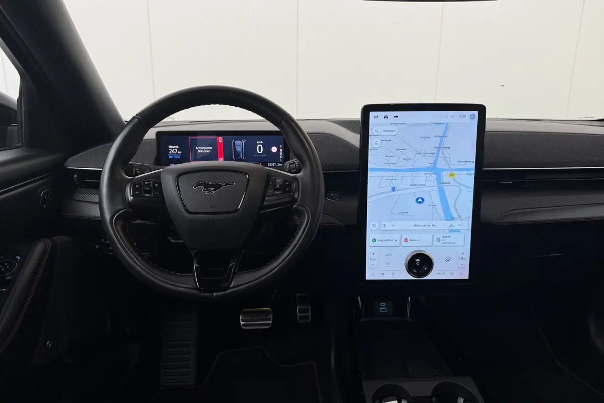 Extended First Edition AWD 98 kWh (SOH 94%) Pano-dak Adapt. Cruise 360* Camera