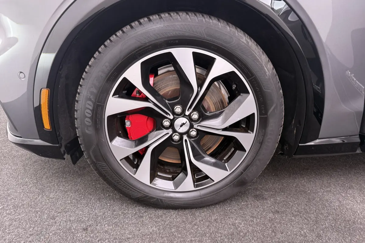 Extended First Edition AWD 98 kWh (SOH 94%) Pano-dak Adapt. Cruise 360* Camera