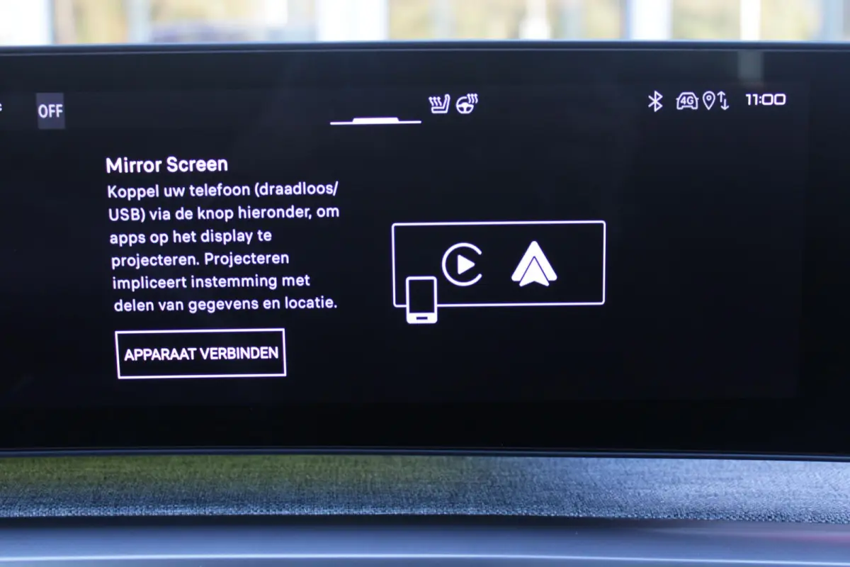 1.2 Hybrid 145PK GT | PANORMASCH SCHUIF / KANTELDAK | | 360° VISION & DRIVE ASSIST PACK: ANTI DIEFSTAL ALARM MET SUPERVERGRENDELING/VERWARMBAAR VOLLEDEREN STUURWIEL/VISEOPARK 360° HD CAMER