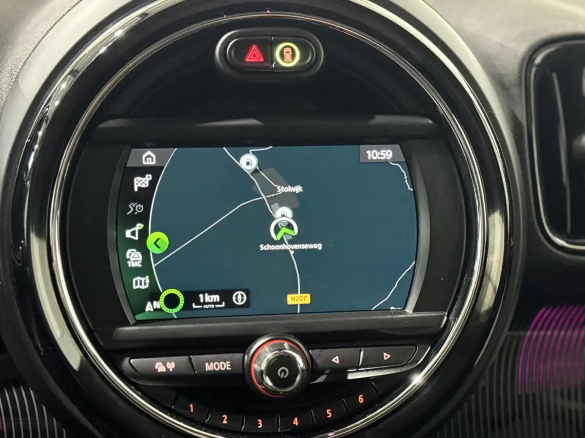 Hybrid ALL4 Chilli|PANO|HUD|KEYLESS|H&K