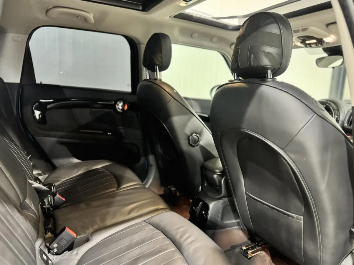 Hybrid ALL4 Chilli|PANO|HUD|KEYLESS|H&K