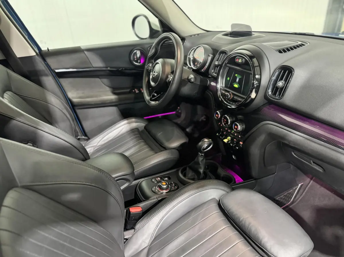 Hybrid ALL4 Chilli|PANO|HUD|KEYLESS|H&K