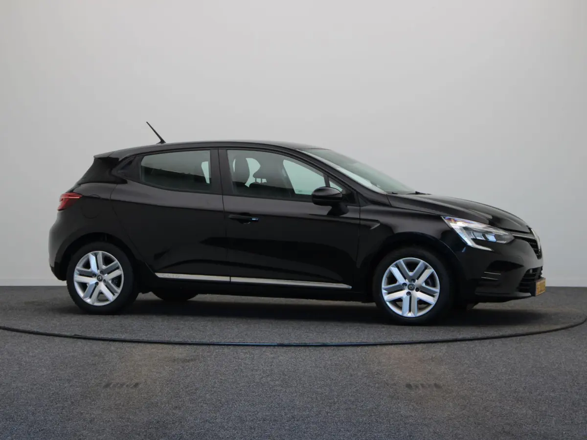 1.0 TCe Zen | Parkeersensoren achter | Cruise control | Navigatie | LED verlichting | Airco |