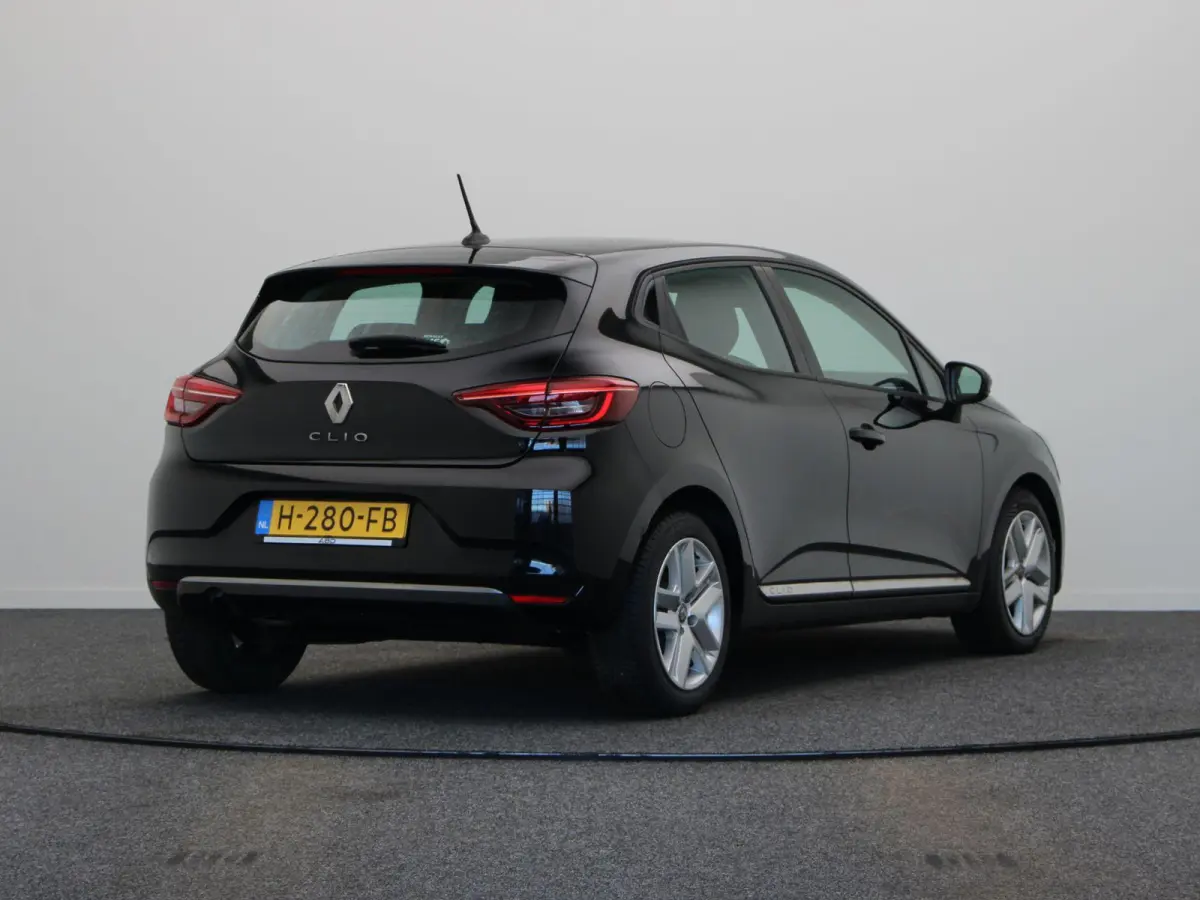 1.0 TCe Zen | Parkeersensoren achter | Cruise control | Navigatie | LED verlichting | Airco |