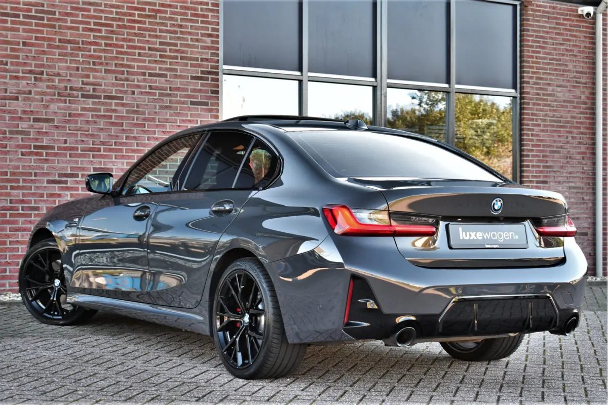 330e M-Sport Dravit E-Dak Trekh E-zetels 19inch HUD Adp-onderstel