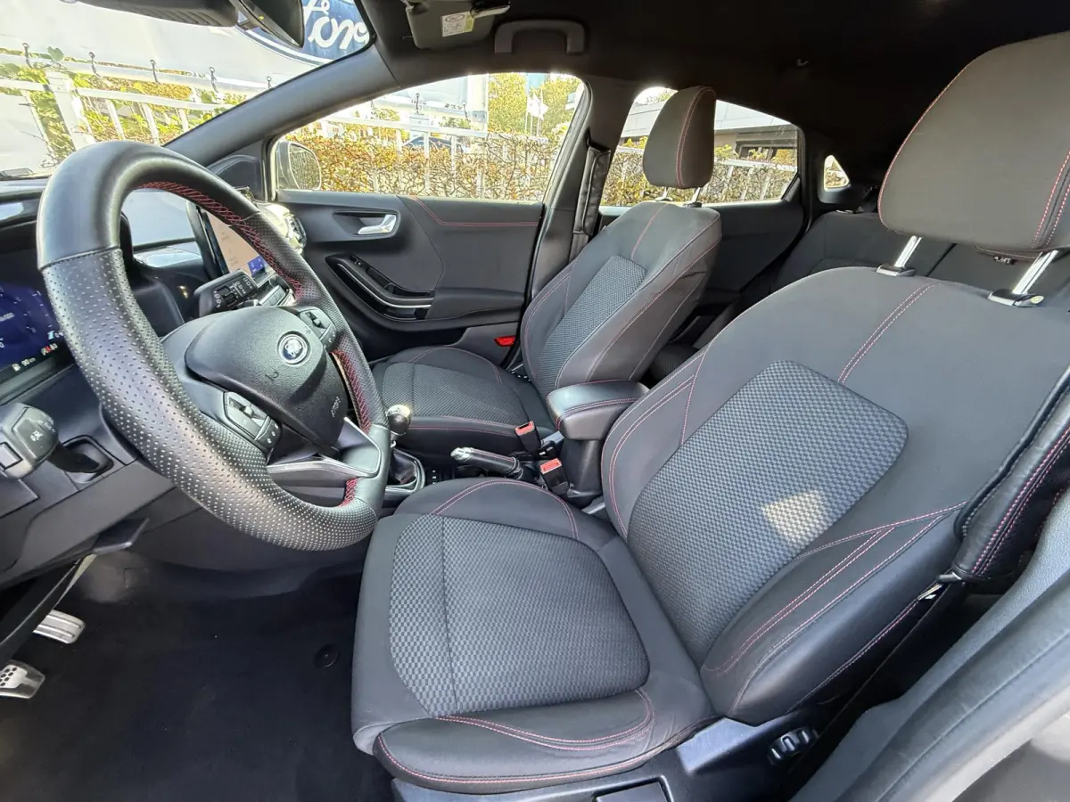 1.0 EcoBoost Titanium X Winterpack | Navigatie | Apple Carplay & Android Auto