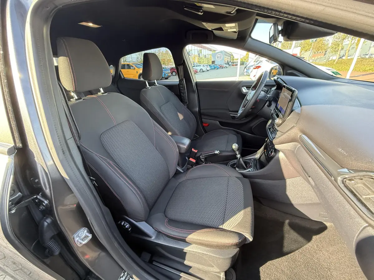 1.0 EcoBoost Titanium X Winterpack | Navigatie | Apple Carplay & Android Auto