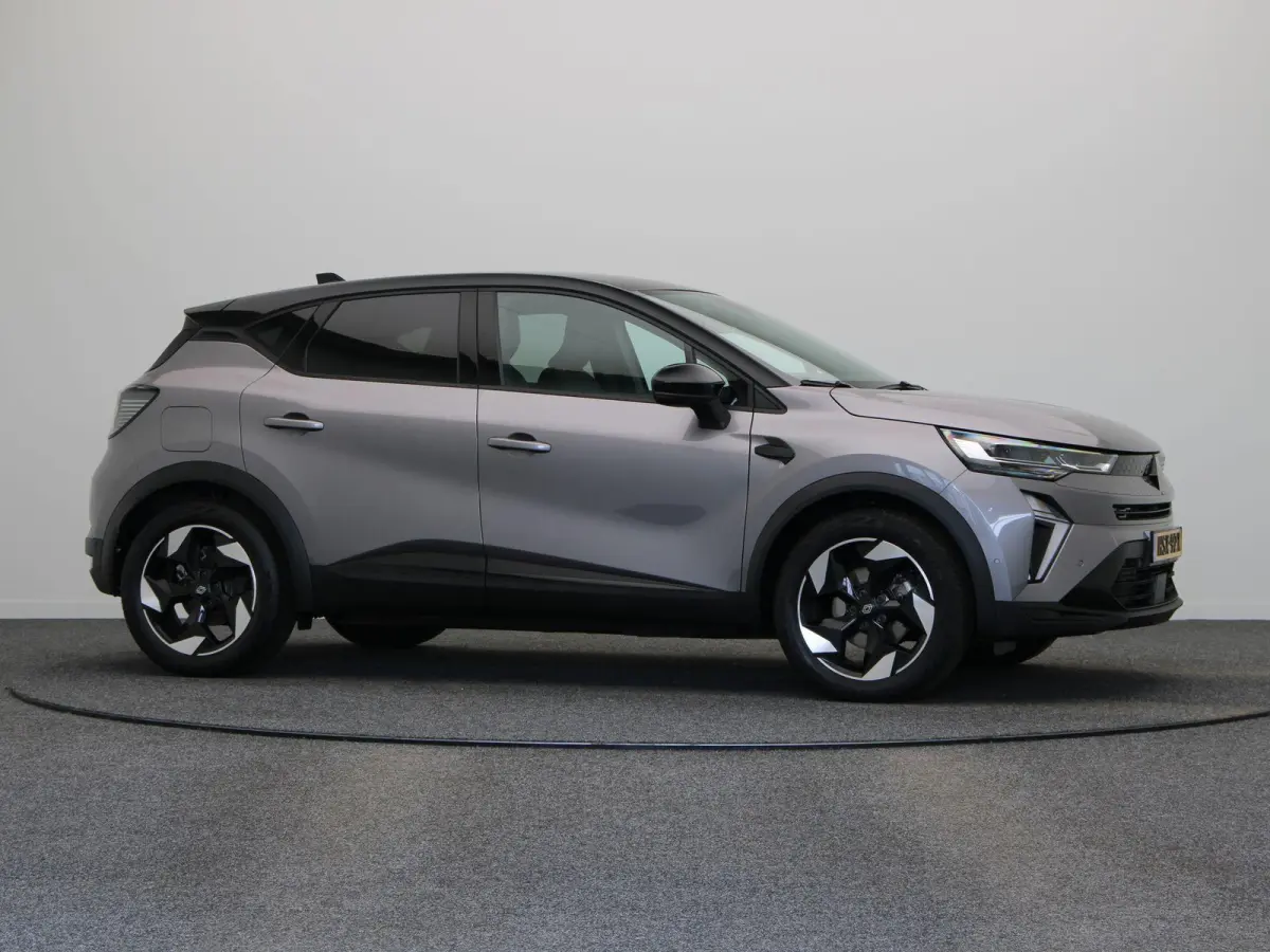 1.6 E-Tech full hybrid 145 techno | Adaptive cruise control | Achteruitrij camera | Climate control | Lichtmetalen velgen 18'' |