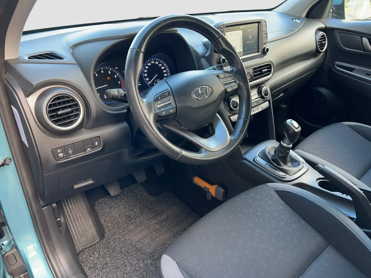 1.0 Turbo 120pk Essence | Camera | Carplay | Climate controle | Cruise controle | Trekhaak | Premium Audio | Parkeersensoren | Navigatie