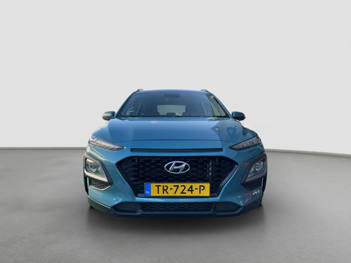 1.0 Turbo 120pk Essence | Camera | Carplay | Climate controle | Cruise controle | Trekhaak | Premium Audio | Parkeersensoren | Navigatie