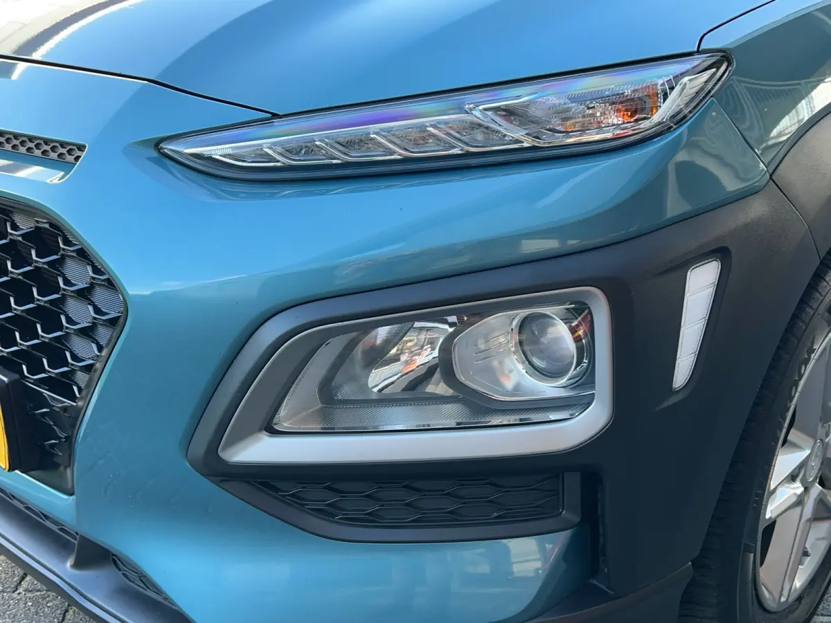 1.0 Turbo 120pk Essence | Camera | Carplay | Climate controle | Cruise controle | Trekhaak | Premium Audio | Parkeersensoren | Navigatie