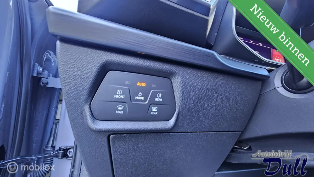 1.4 eHybrid VZ Performance 245PK DSG 25692km