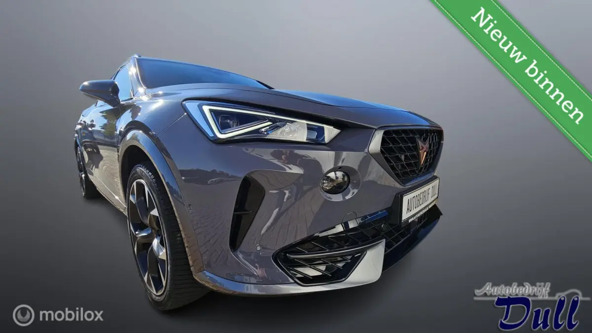 1.4 eHybrid VZ Performance 245PK DSG 25692km