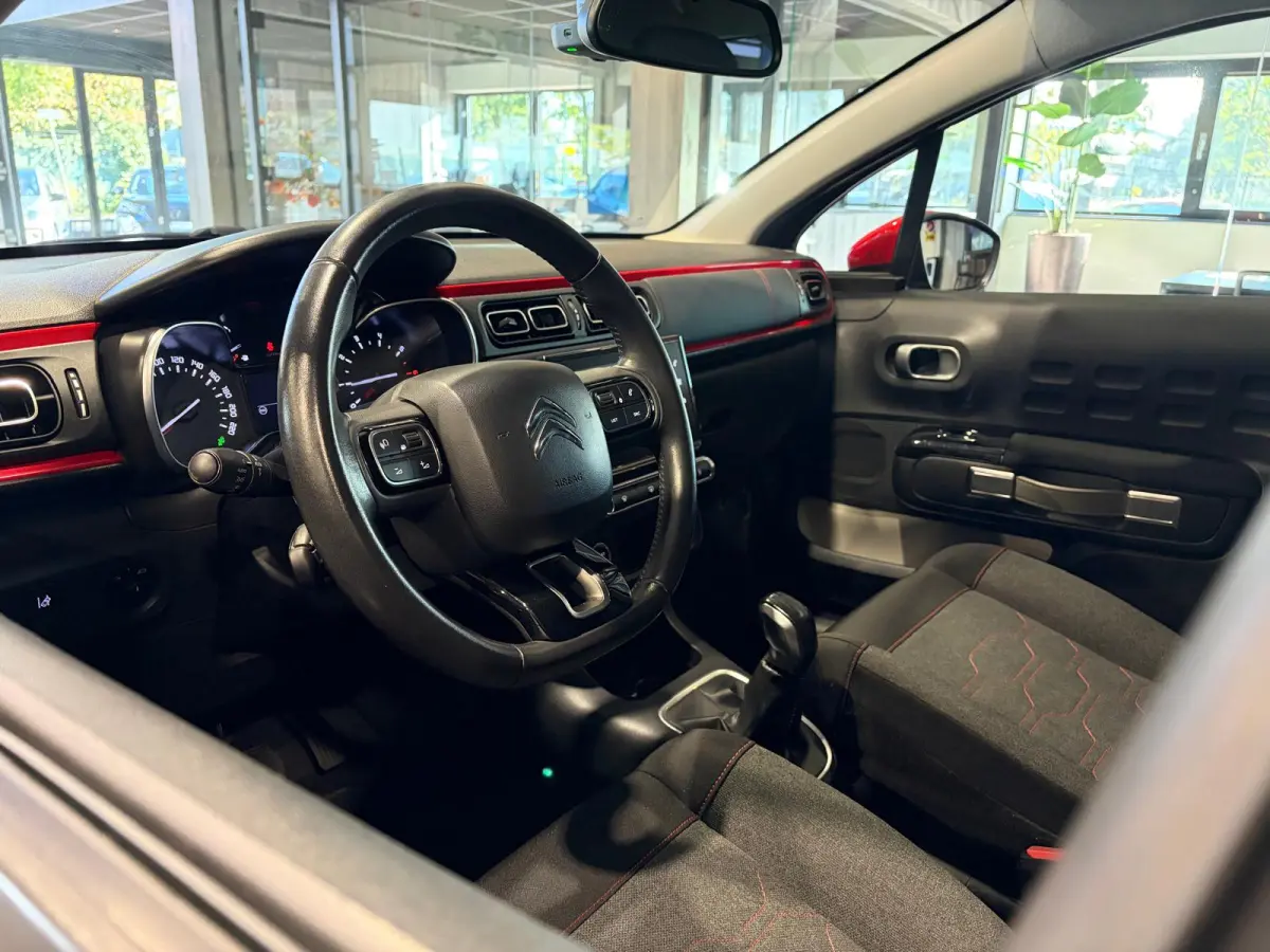 1.2 110pk S&S Shine Carplay | Navigatie | Keyless start | Camera