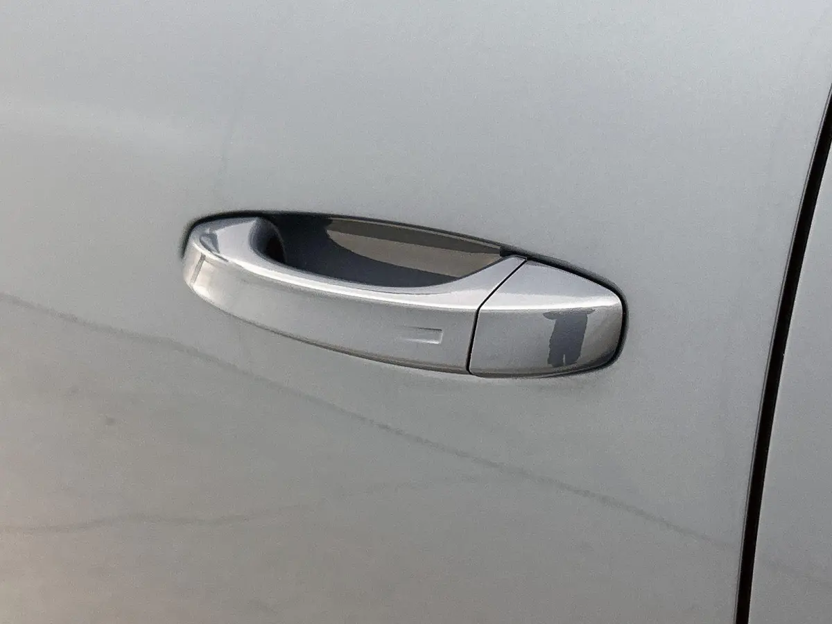 SUV Allure Avantage 73 kWh 210pk | Accu 99 % | 526km WLTP Actieradius | Navigatie | 360° Camera | Stuurverwarming | Adaptieve Cruise Control | Climate Control | Parkeersensoren v+a | Dodeho