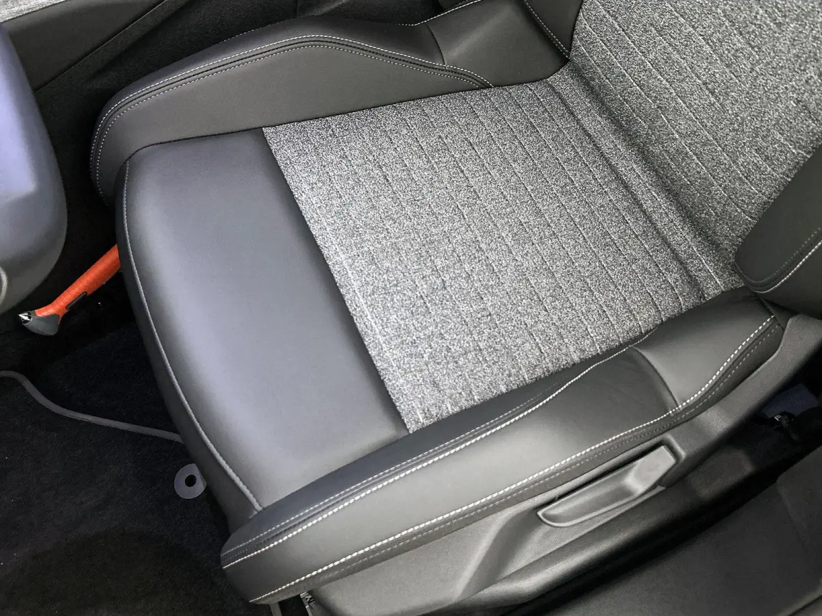 SUV Allure Avantage 73 kWh 210pk | Accu 99 % | 526km WLTP Actieradius | Navigatie | 360° Camera | Stuurverwarming | Adaptieve Cruise Control | Climate Control | Parkeersensoren v+a | Dodeho