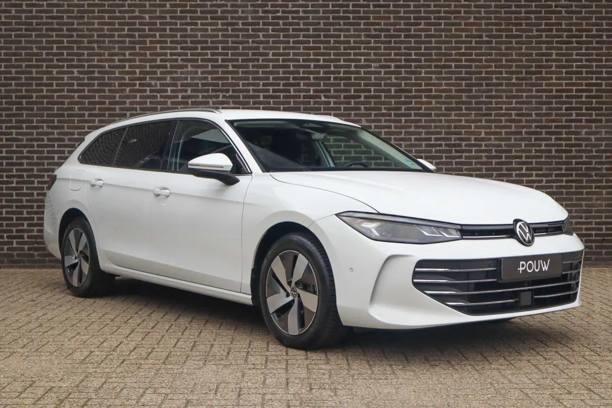 1.5 eHybrid 204pk Business | SoH 100% | Head-up Display | Side Assist | Massage Voorstoelen