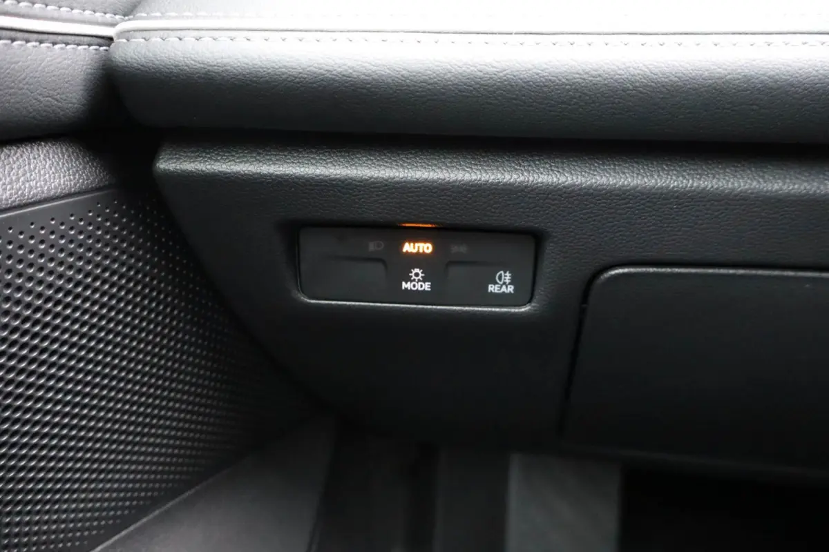 1.5 eHybrid 204pk Business | SoH 100% | Head-up Display | Side Assist | Massage Voorstoelen