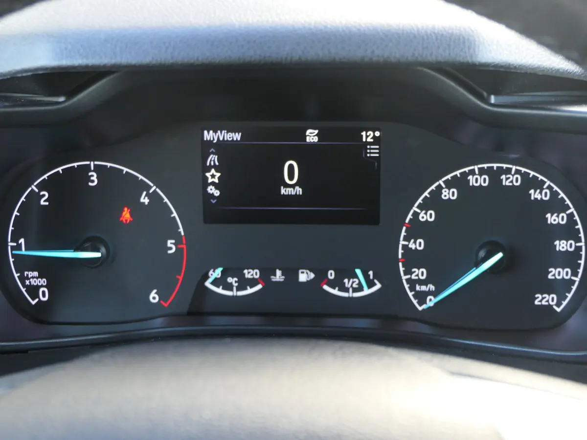 1.5 EcoBlue L1 Trend | Laadruimte Pakket | Trekhaak | Cruise Control | Bluetooth | Verwarmde Voorruit | Schuifdeur