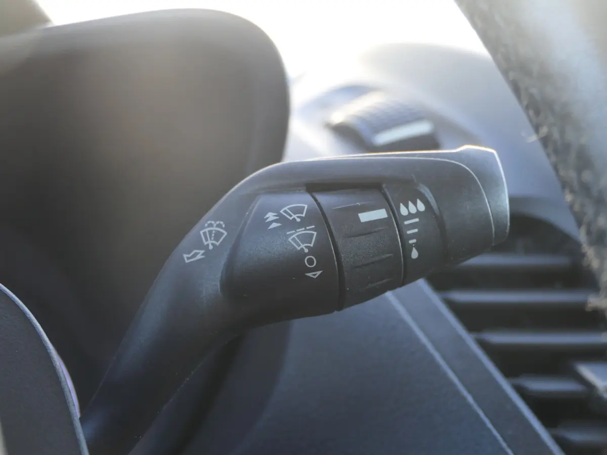 1.5 EcoBlue L1 Trend | Laadruimte Pakket | Trekhaak | Cruise Control | Bluetooth | Verwarmde Voorruit | Schuifdeur