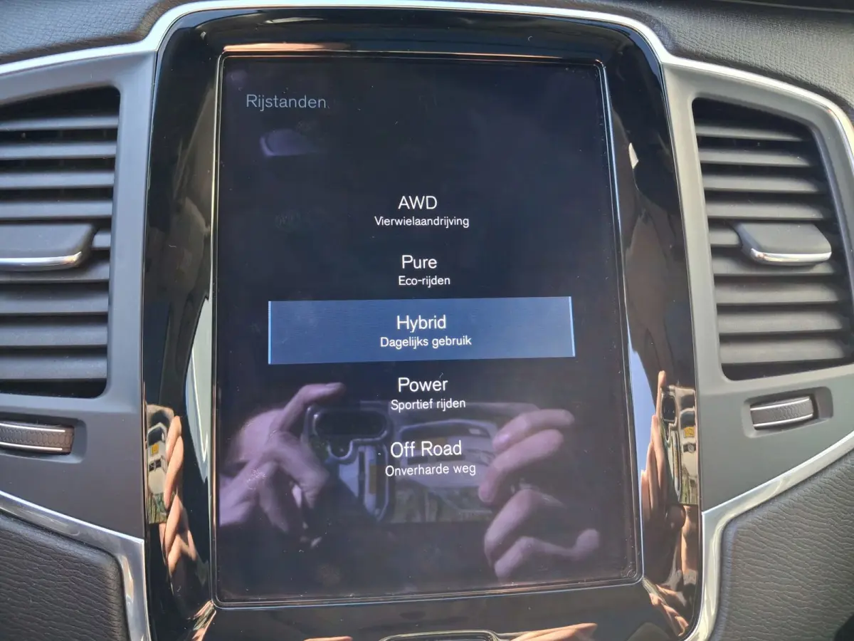 2.0 T8 Hybrid Benzine Twin Engine AWD Inscription