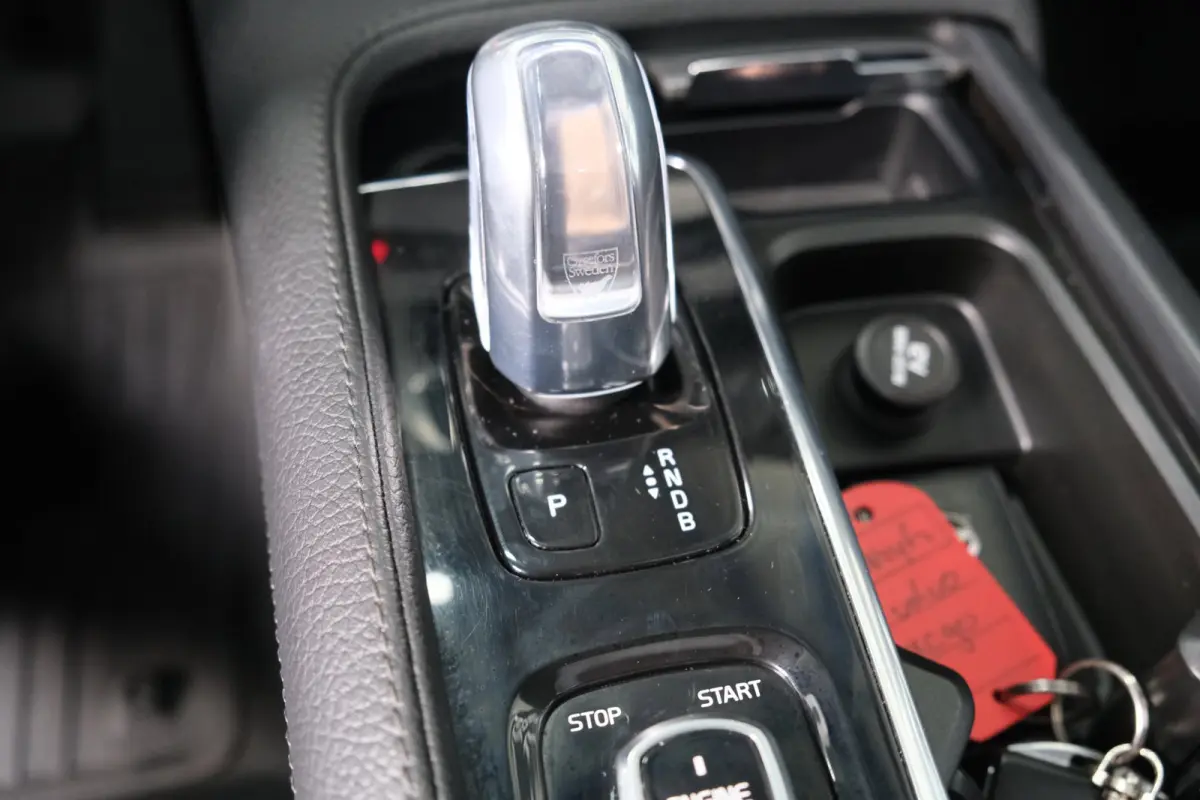 2.0 T8 Hybrid Benzine Twin Engine AWD Inscription