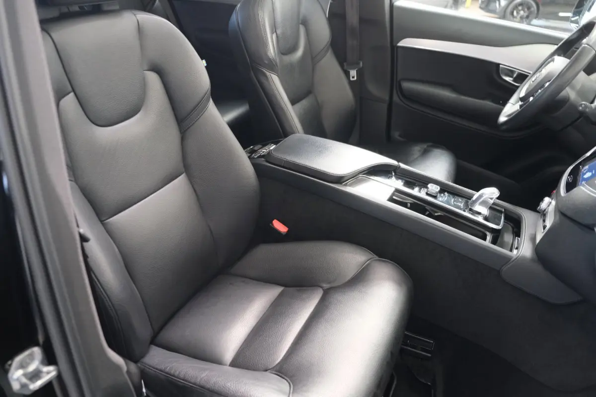 2.0 T8 Hybrid Benzine Twin Engine AWD Inscription