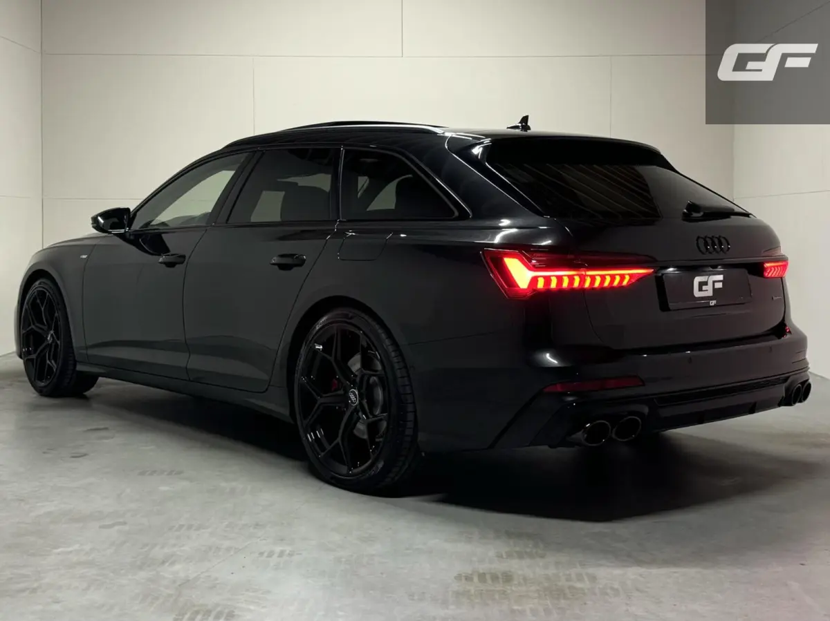 55 TFSI e Quattro Competition S-Line Black Edition